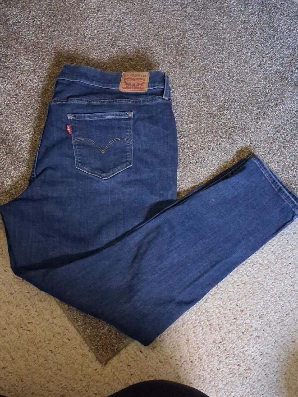 Levi's  Women's Size 22 711skinny Leg Jeans